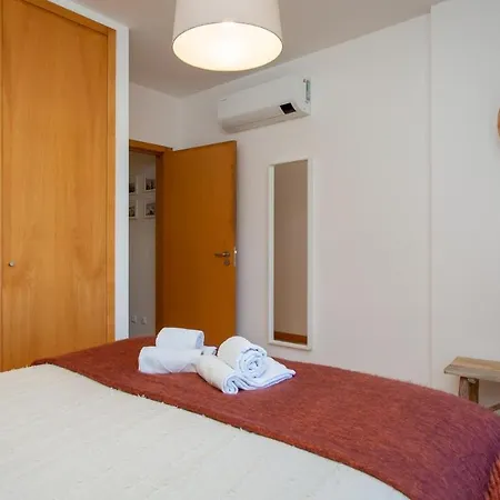 Apartment Glamorous 1Bdr Apartment W/ Balcony And Pool By Lovelystay